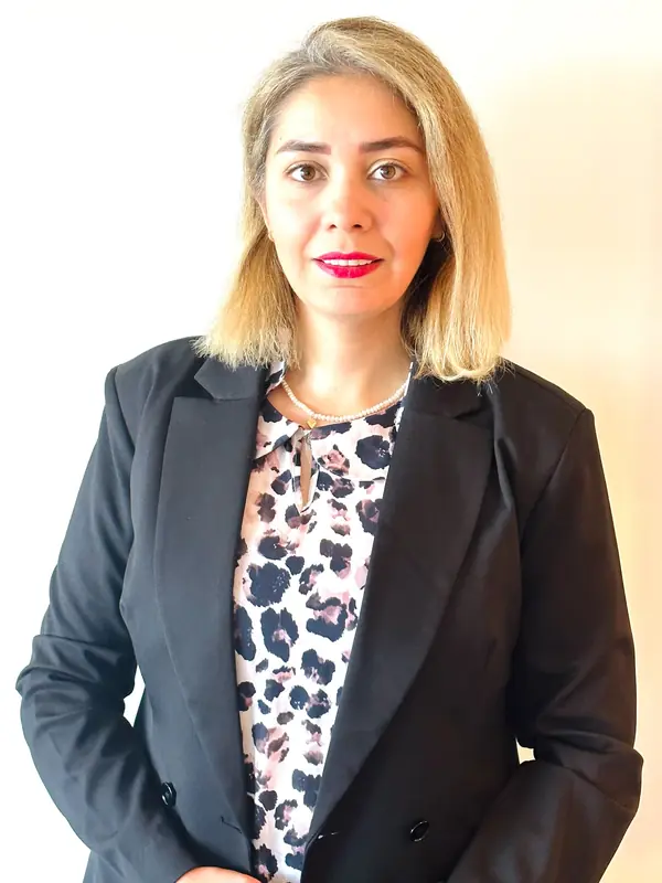 Sarvenaz Amiri
